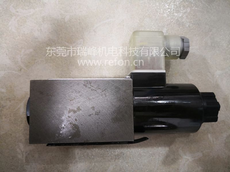 NACHI电磁阀SNH-G01-HQ-GMR-D2-11产品实拍