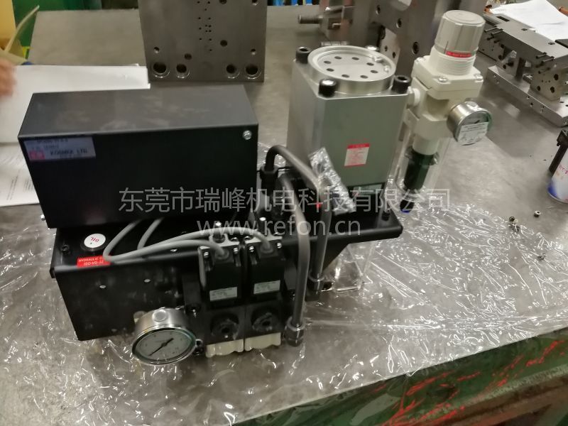 KOSMEK考世美气动油压单元CPC4000-YY-5-G实物图2