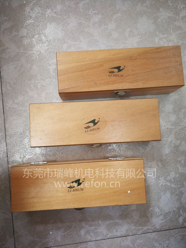 台湾LI-HSUN丽勋回转顶针顶尖NK-MT4A木盒包装实物图